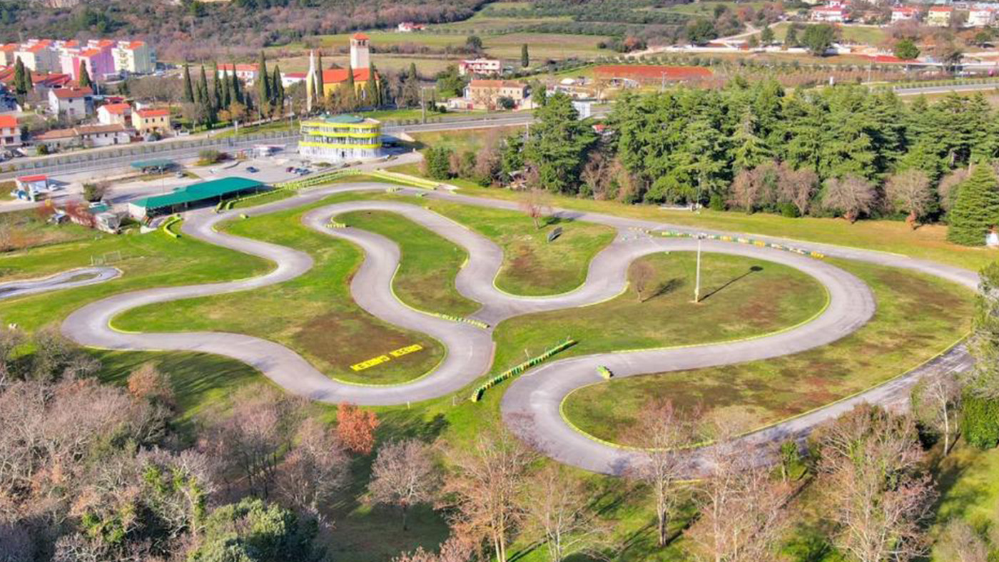 gokarting
