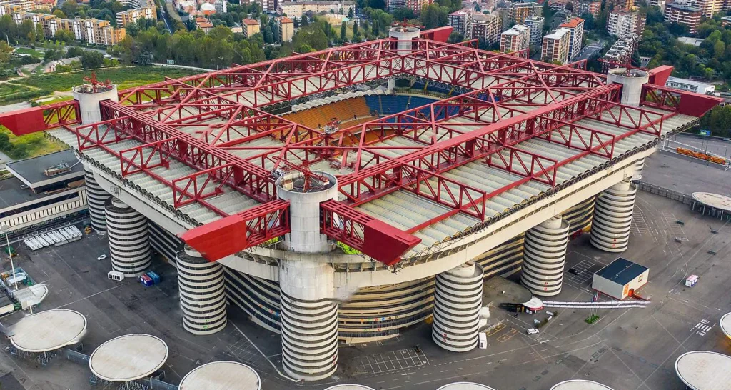 9 San Siro 2 dreamstime