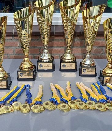 DUTCH SOCCER YOUTH CUP TROPHIES